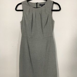 Sleeveless Banana Republic Dress